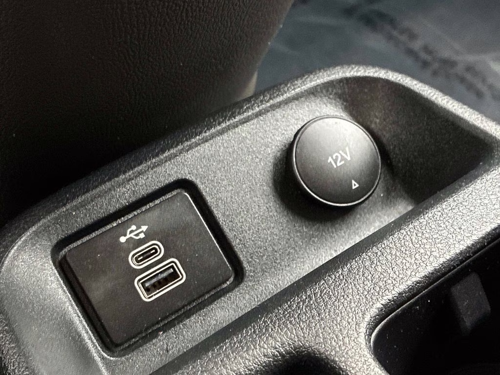 2023 Frozen White Ford Transit Connect XL FWD Van