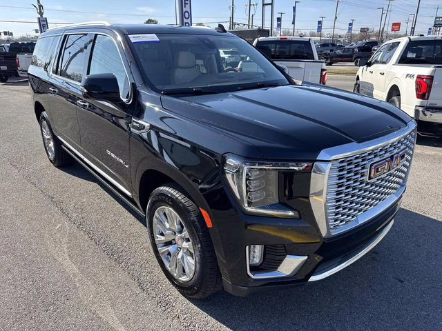 2022 Onyx Black GMC Yukon XL Denali RWD SUV