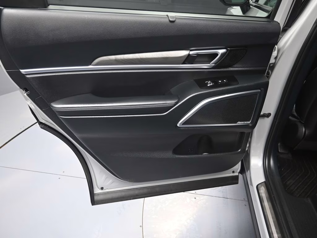 2025 Wolf Gray Kia Telluride SX-Prestige X-Line AWD SUV