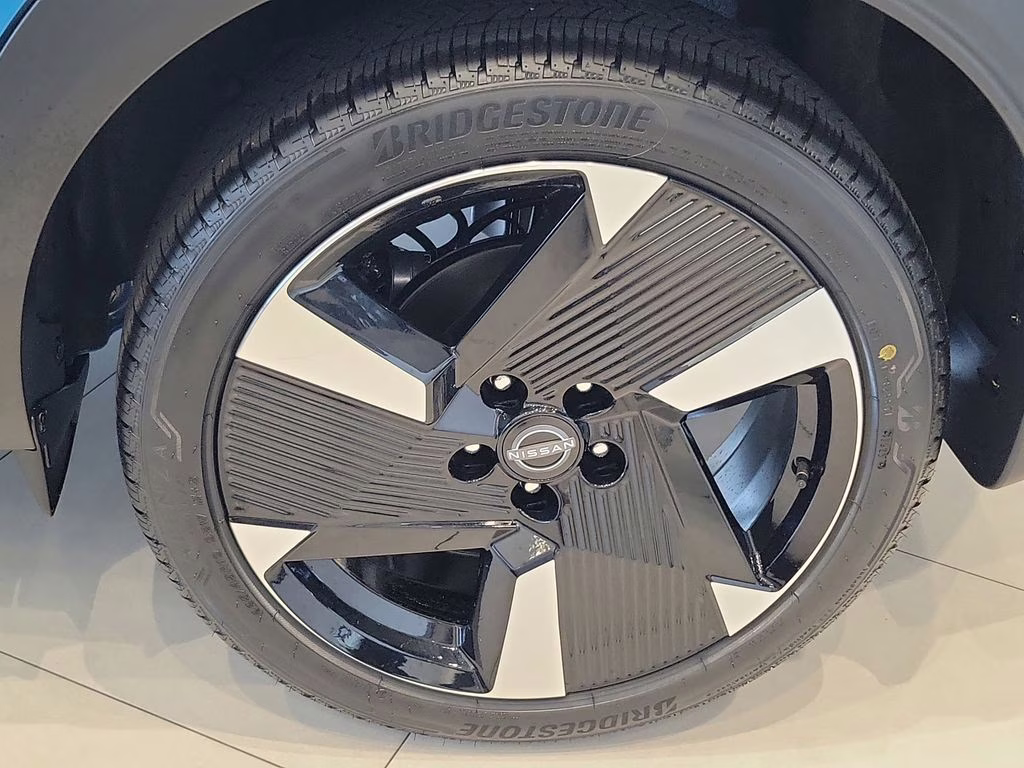 2026 Blue Metallic Nissan Kicks SR FWD SUV