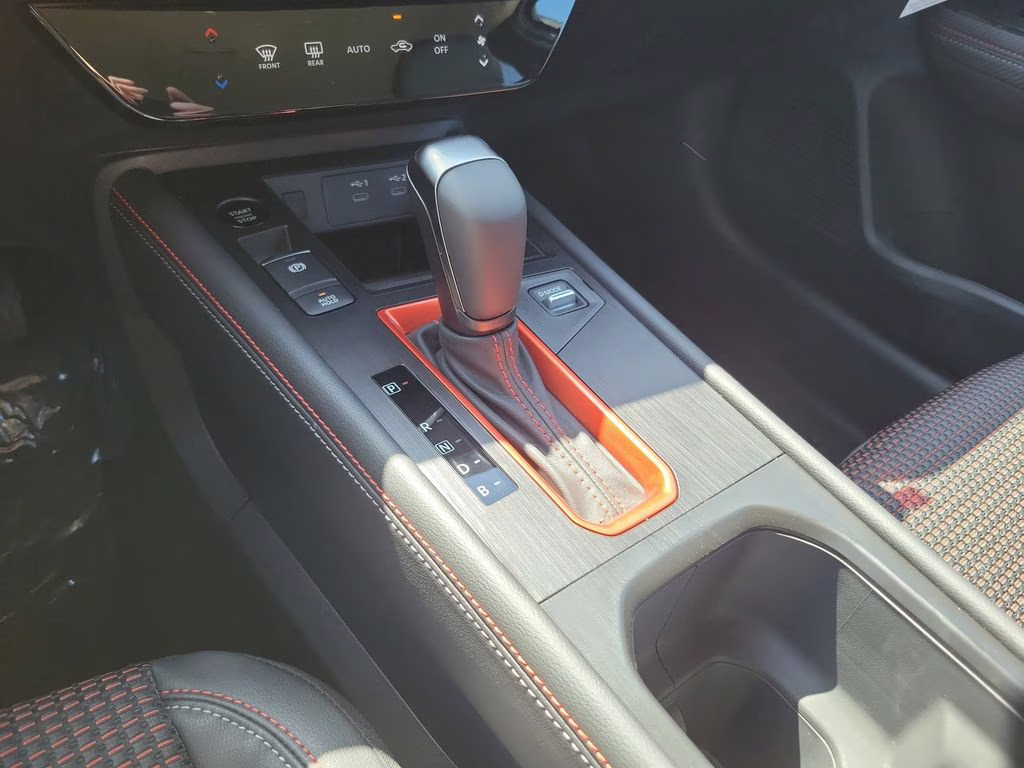 2026 Super Black Nissan Kicks SR FWD SUV