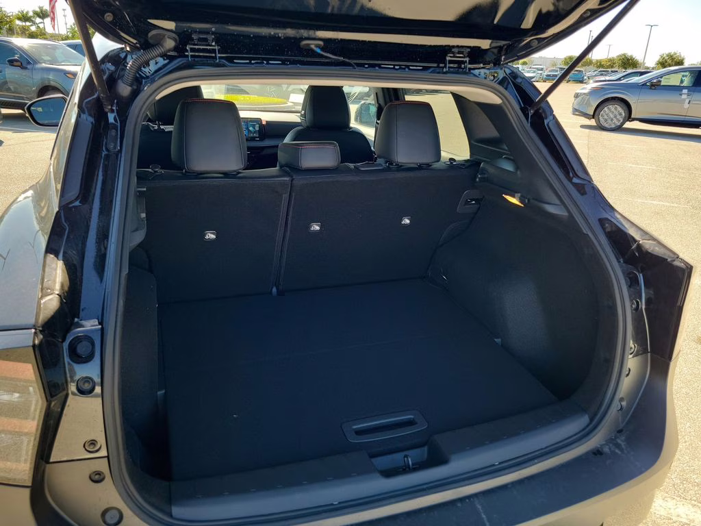 2026 Super Black Nissan Kicks SR FWD SUV