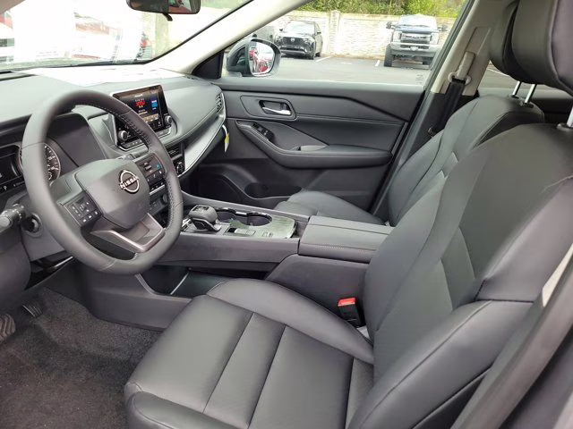 2026 Gun Metallic Nissan Rogue SV FWD SUV