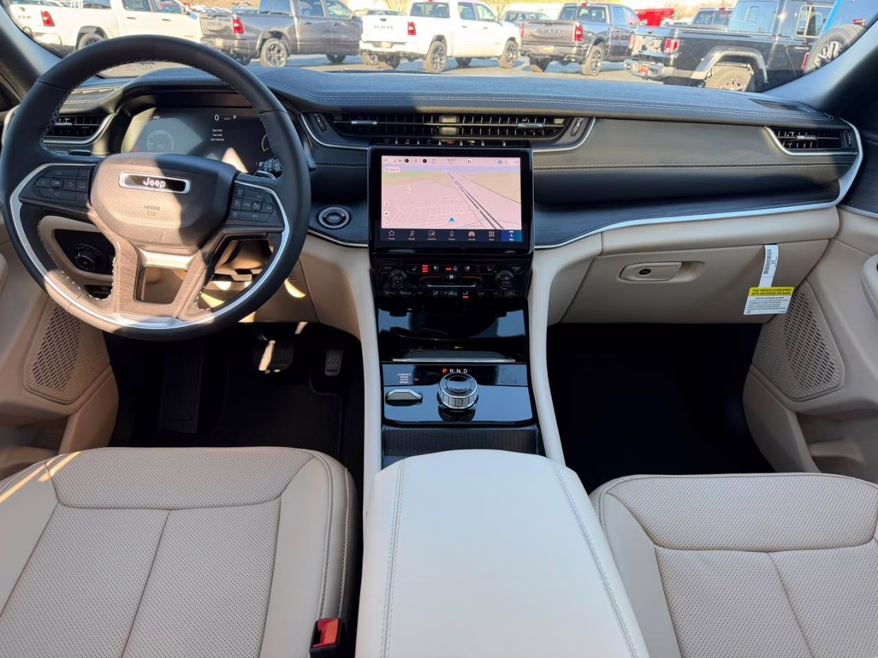 2025 Bright White Clearcoat Jeep Grand Cherokee L Limited 4X4 SUV