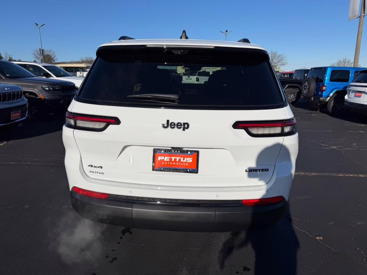 2025 Bright White Clearcoat Jeep Grand Cherokee L Limited 4X4 SUV