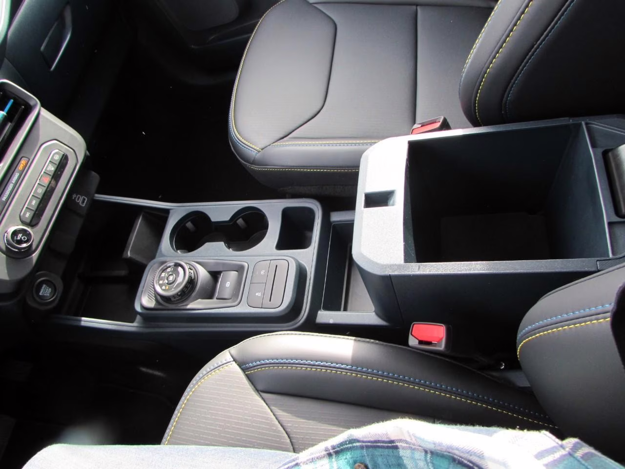 2026 Shadow Black Ford Maverick Lobo Standard AWD Truck