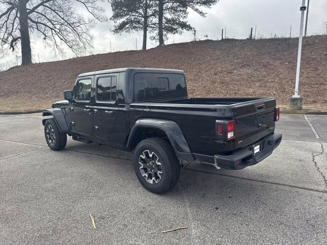 2026 Black Clearcoat Jeep Gladiator Sahara 4X4 Truck