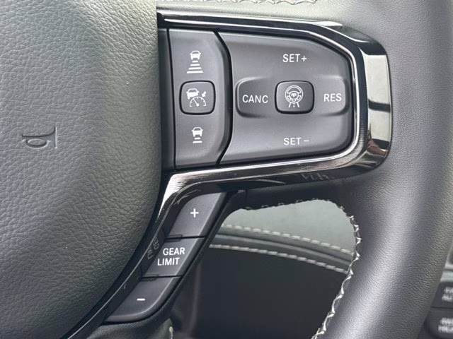 2026 Ivory White Tri-Coat Pearlcoat Ram 1500 Limited 4X4 Truck