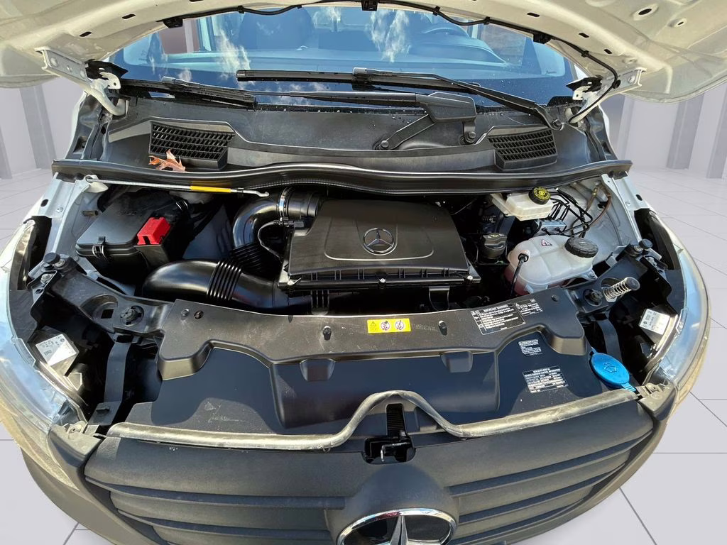 2023 Mountain Crystal White Metallic Mercedes-Benz Metris Cargo RWD Van