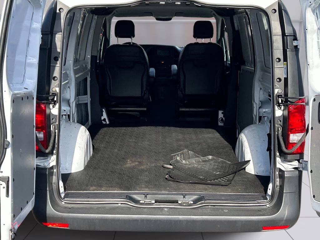 2023 Mountain Crystal White Metallic Mercedes-Benz Metris Cargo RWD Van
