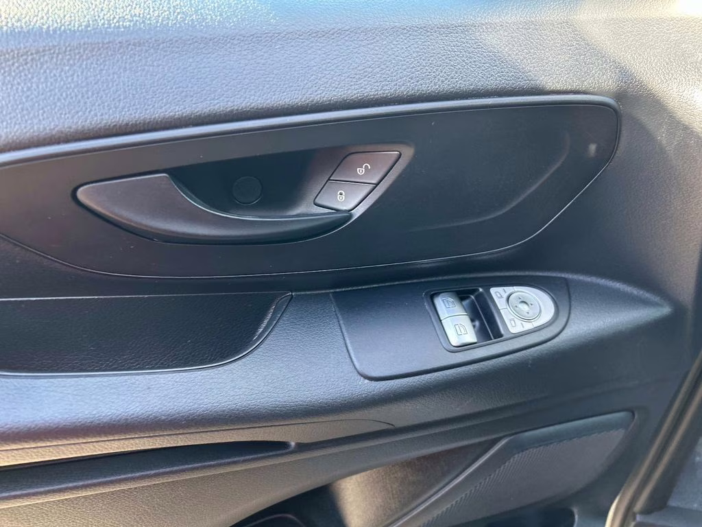 2023 Mountain Crystal White Metallic Mercedes-Benz Metris Cargo RWD Van