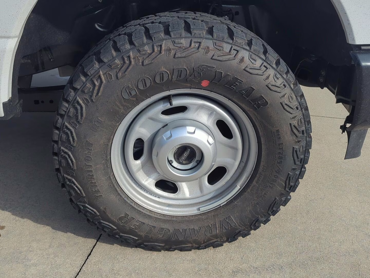 2026 Oxford White Ford Super Duty F-250 SRW XL 4X4 Truck