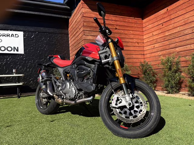 2024 RED Ducati MONSTER 937+ SP