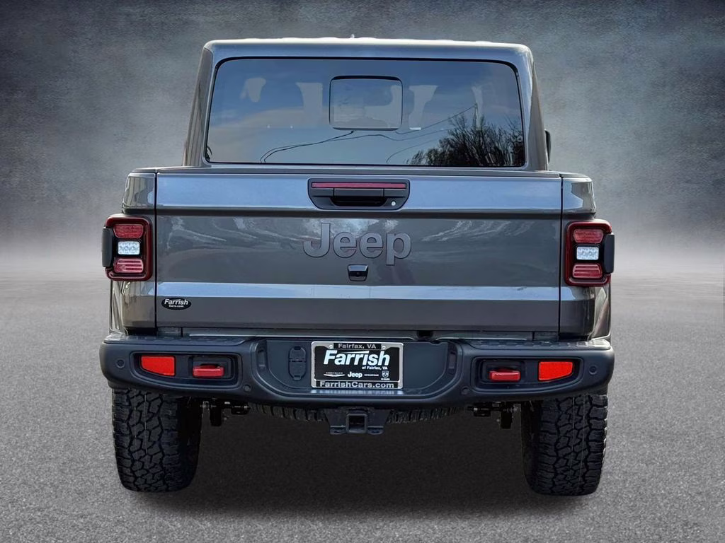 2026 Granite Crystal Metallic Clearcoat Jeep Gladiator Rubicon 4X4 Truck