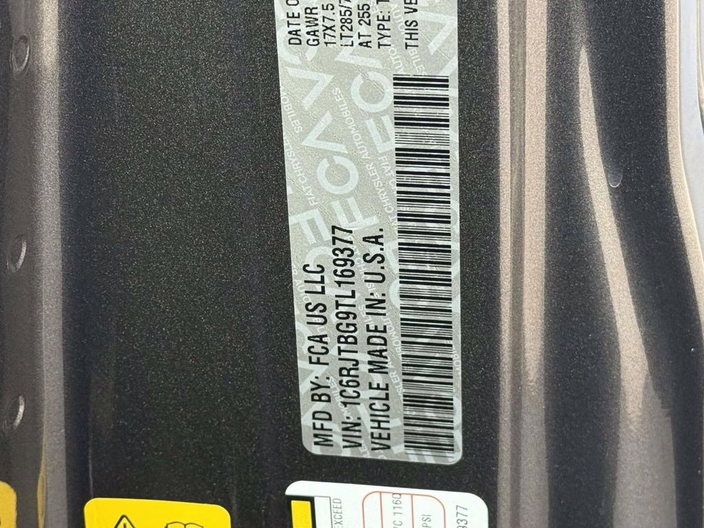 2026 Granite Crystal Metallic Clearcoat Jeep Gladiator Rubicon 4X4 Truck