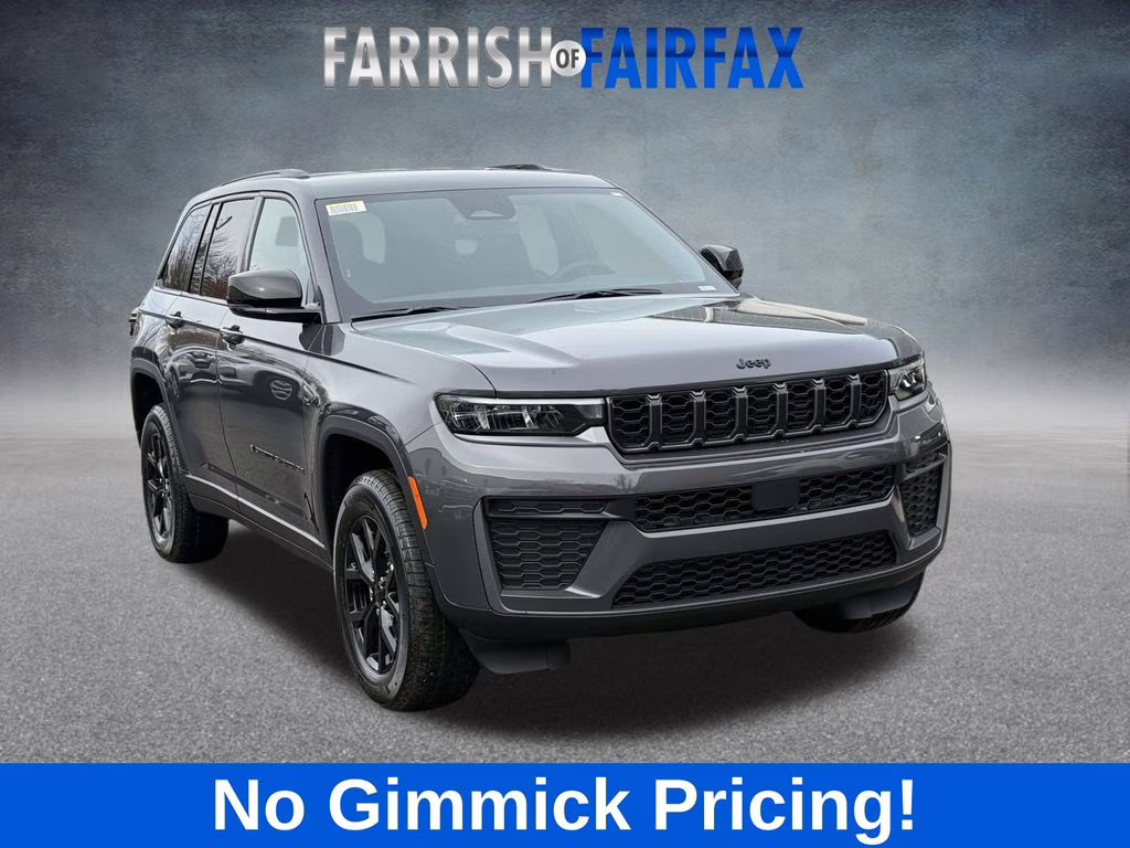 2026 Baltic Gray Metallic Clearcoat Jeep Grand Cherokee Laredo 4X4 SUV