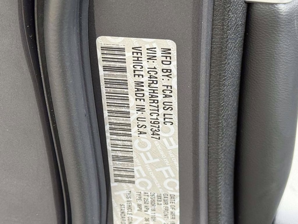 2026 Baltic Gray Metallic Clearcoat Jeep Grand Cherokee Laredo 4X4 SUV