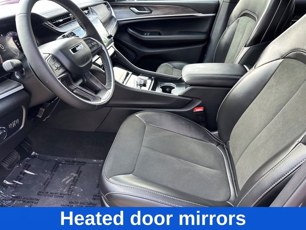 2026 Baltic Gray Metallic Clearcoat Jeep Grand Cherokee Altitude 4X4 SUV