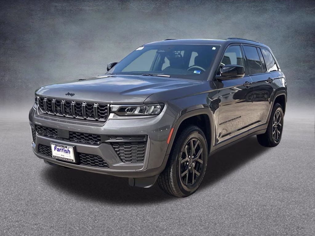 2026 Baltic Gray Metallic Clearcoat Jeep Grand Cherokee Altitude 4X4 SUV