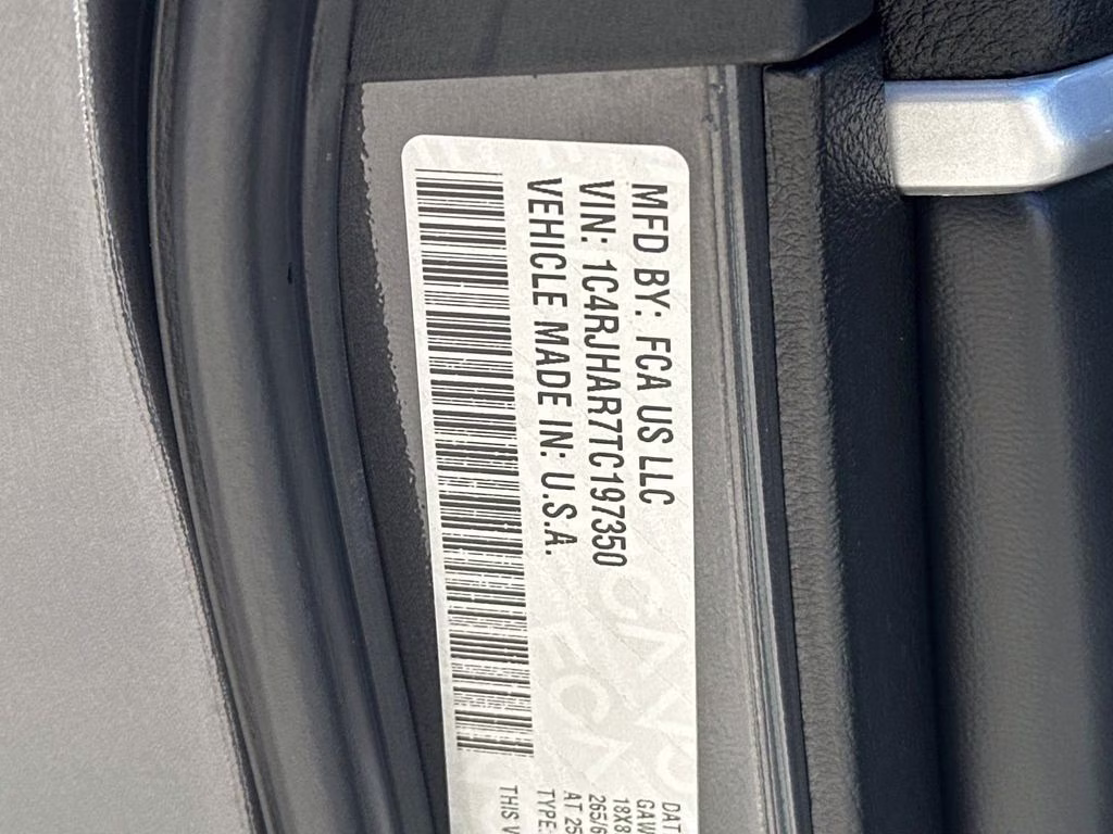 2026 Baltic Gray Metallic Clearcoat Jeep Grand Cherokee Altitude 4X4 SUV