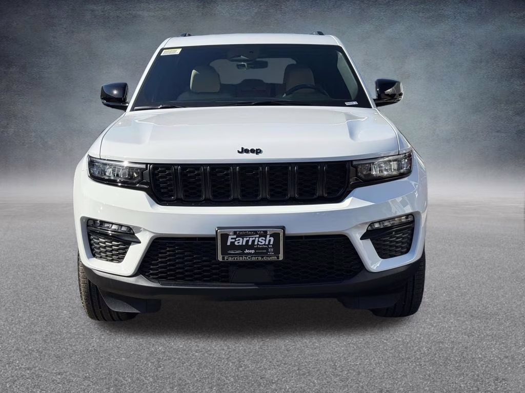 2025 Bright White Clearcoat Jeep Grand Cherokee Limited 4X4 SUV