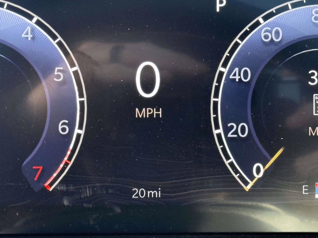 2026 Diamond Black Crystal Pearlcoat Jeep Grand Cherokee Limited 4X4 SUV