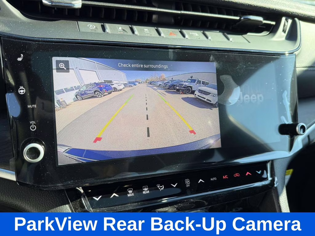 2026 Diamond Black Crystal Pearlcoat Jeep Grand Cherokee Limited 4X4 SUV