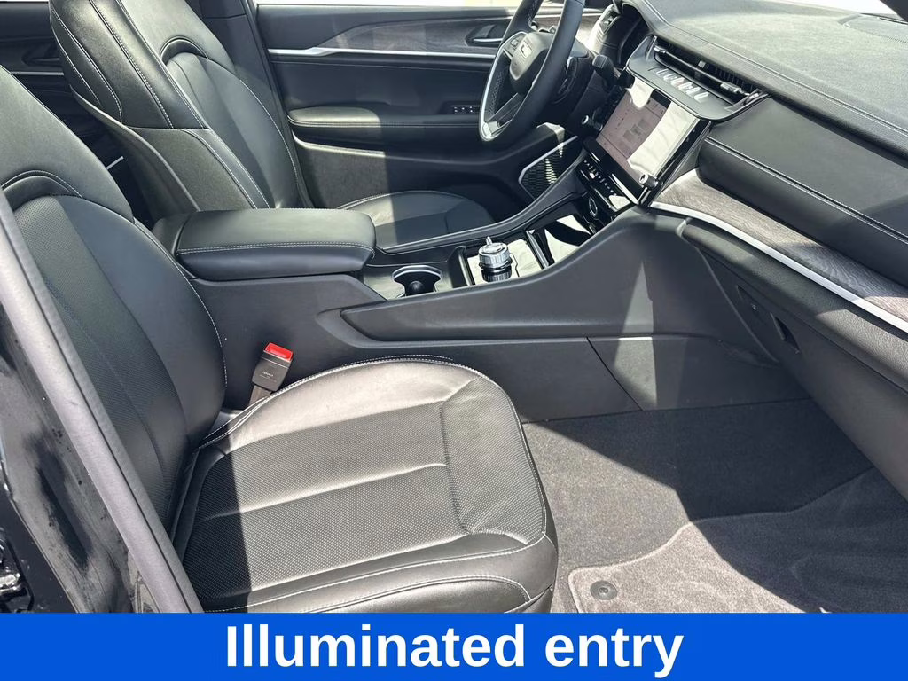 2026 Diamond Black Crystal Pearlcoat Jeep Grand Cherokee Limited Reserve 4X4 SUV