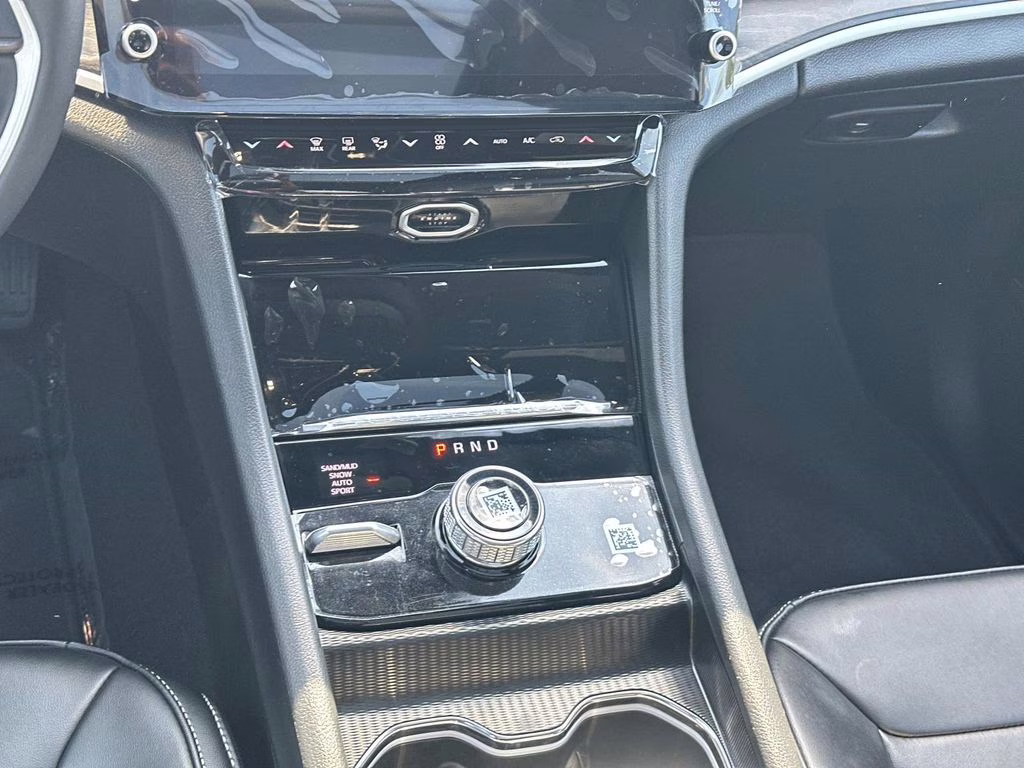 2026 Bright White Clearcoat Jeep Grand Cherokee Limited 4X4 SUV