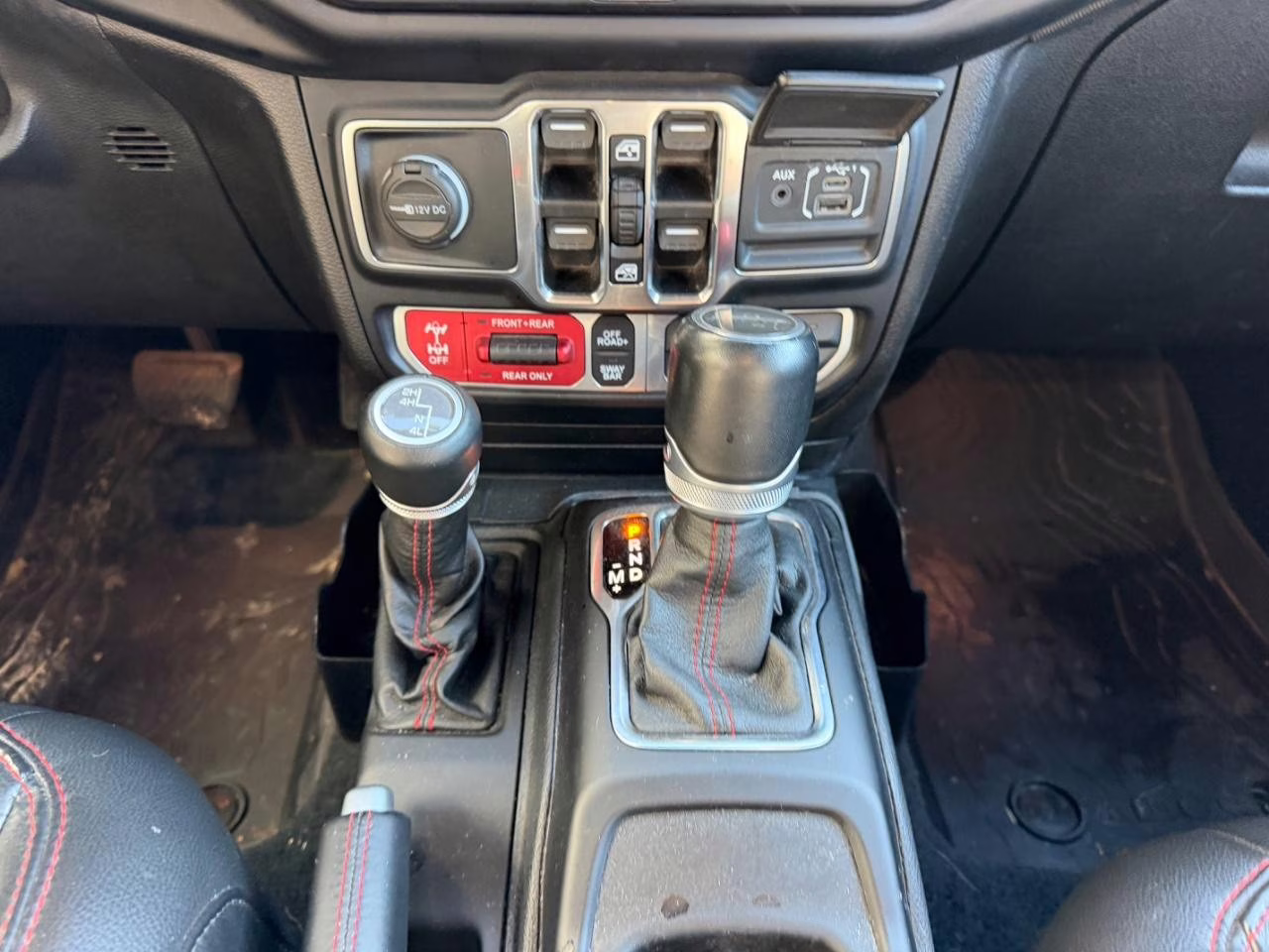 2022 Black Clearcoat Jeep Gladiator Rubicon 4X4 Truck