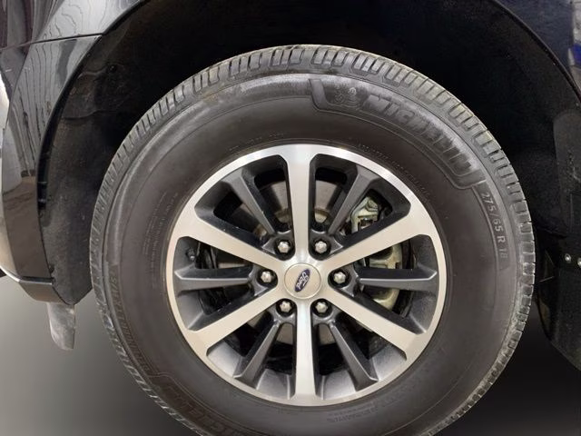 2021 Black Metallic Ford Expedition Max XLT 4X4 SUV