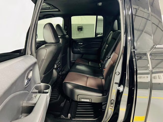 2026 Crystal Black Pearl Honda Ridgeline Black Edition AWD Truck