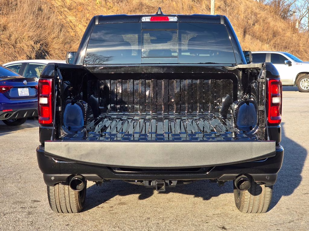 2026 Diamond Black Crystal Pearlcoat Ram 1500 Big Horn/Lone Star 4X4 Truck