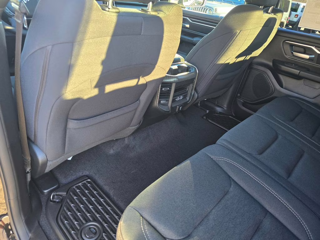 2026 Diamond Black Crystal Pearlcoat Ram 1500 Big Horn/Lone Star 4X4 Truck