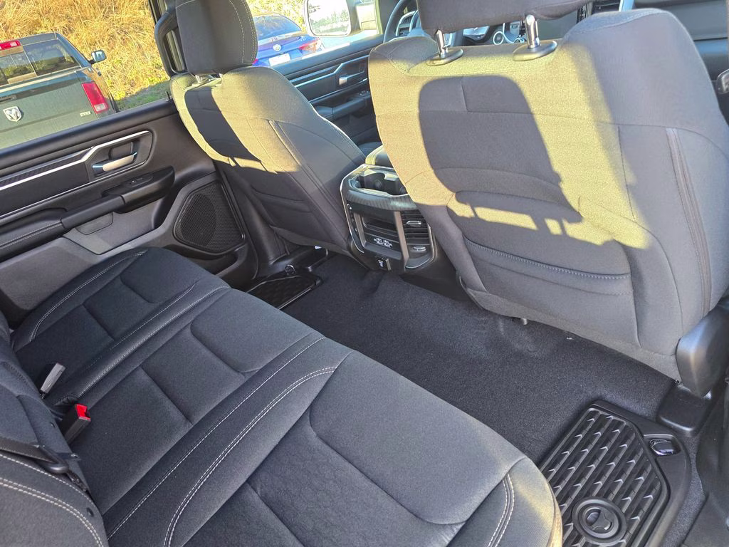 2026 Diamond Black Crystal Pearlcoat Ram 1500 Big Horn/Lone Star 4X4 Truck