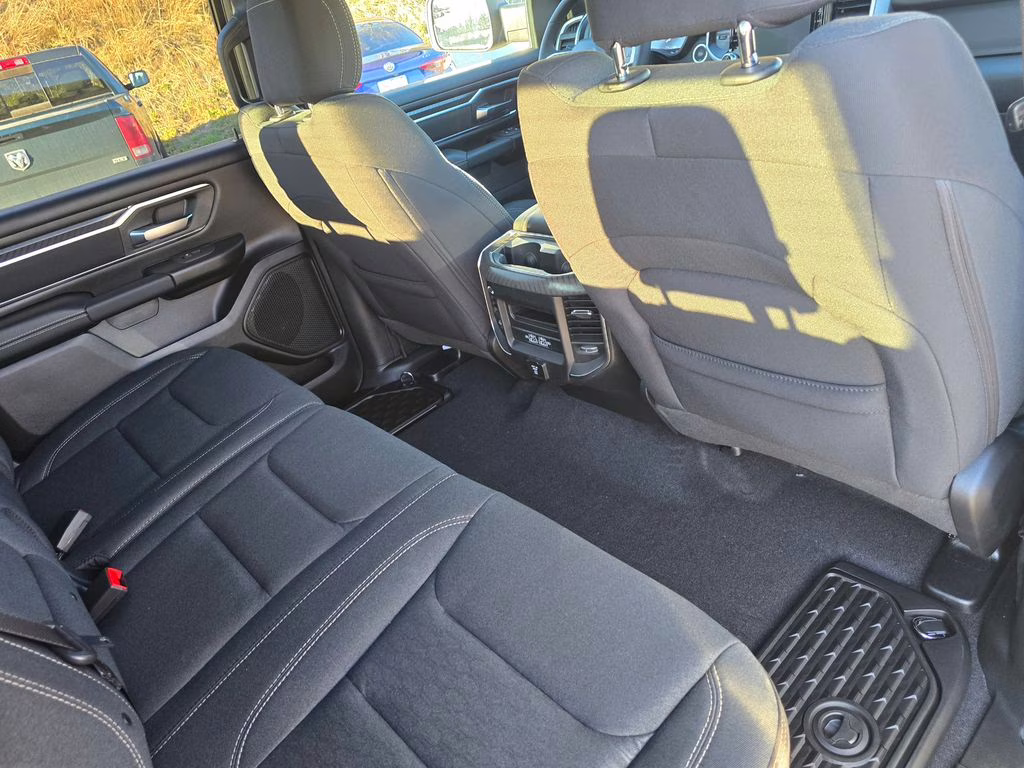 2026 Diamond Black Crystal Pearlcoat Ram 1500 Big Horn/Lone Star 4X4 Truck