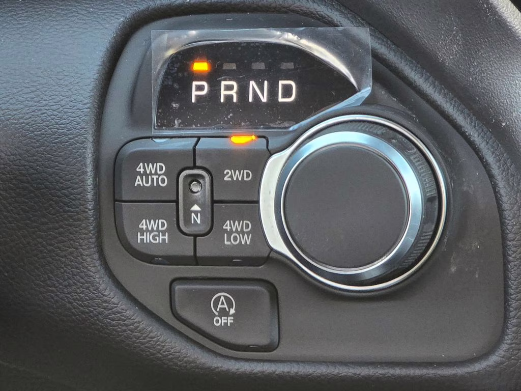 2026 Diamond Black Crystal Pearlcoat Ram 1500 Big Horn/Lone Star 4X4 Truck