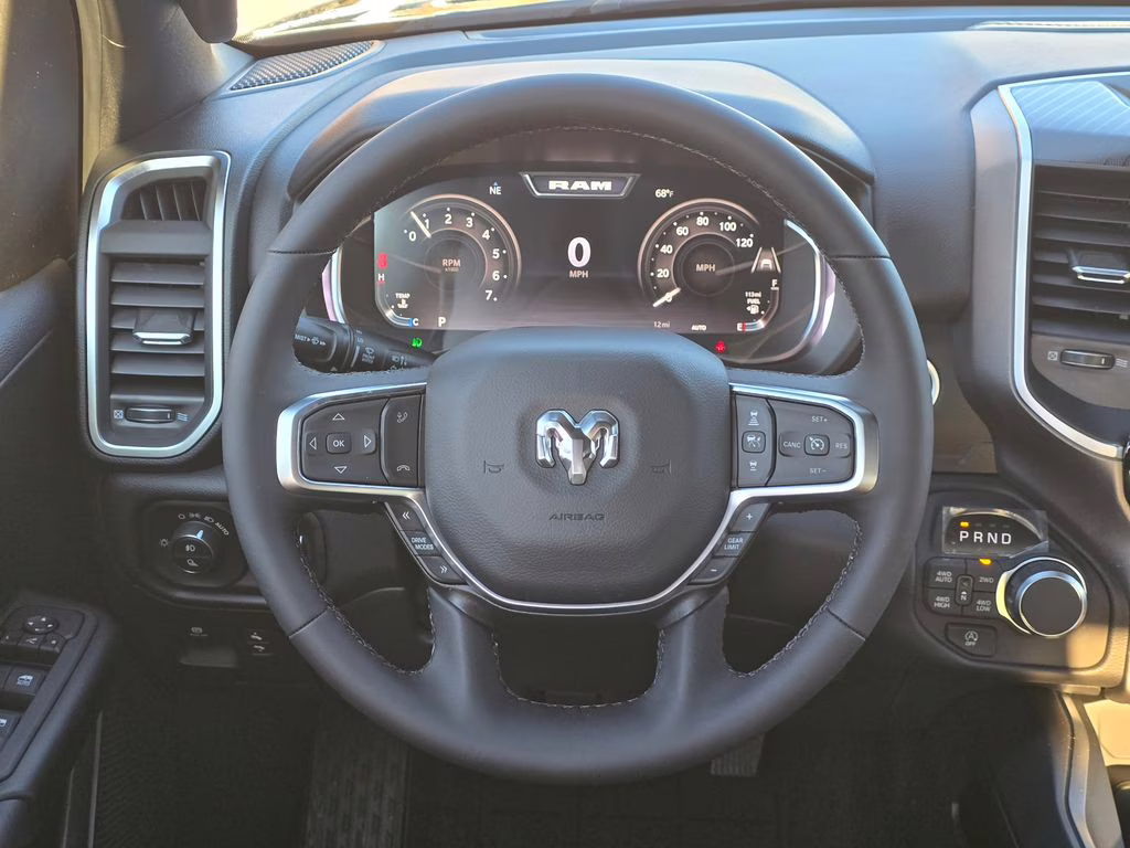 2026 Diamond Black Crystal Pearlcoat Ram 1500 Big Horn/Lone Star 4X4 Truck