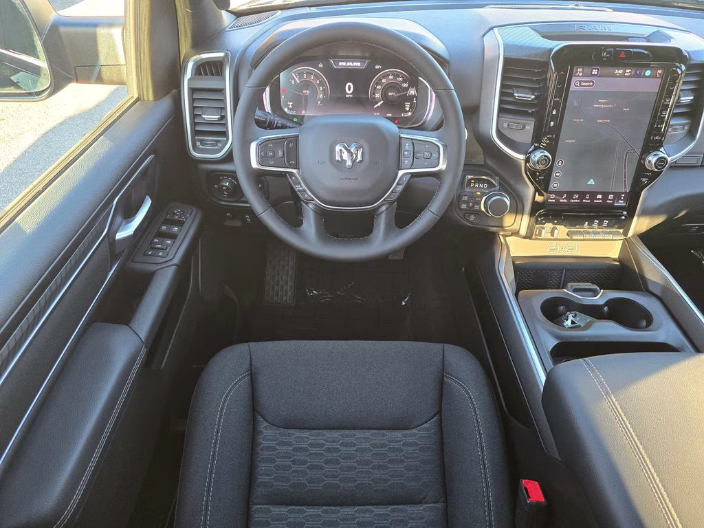 2026 Diamond Black Crystal Pearlcoat Ram 1500 Big Horn/Lone Star 4X4 Truck