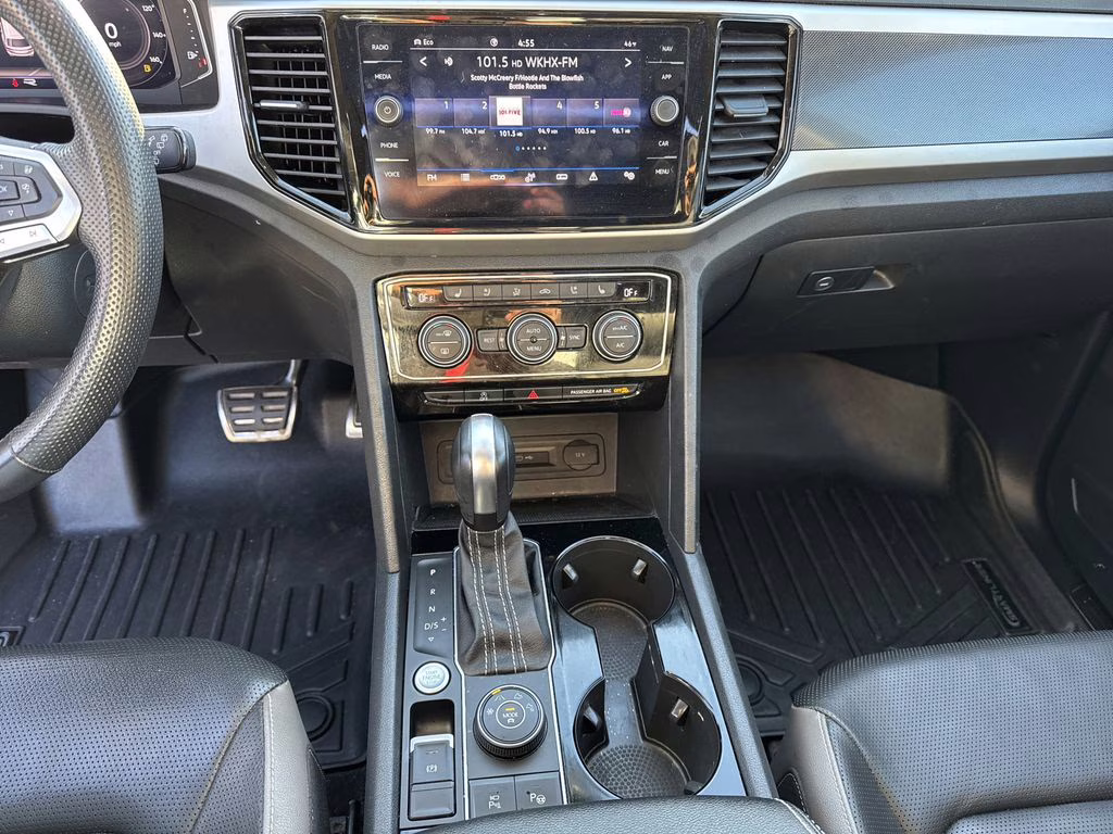 2022 Deep Black Pearl Volkswagen Atlas 3.6L V6 SEL Premium R-Line AWD SUV