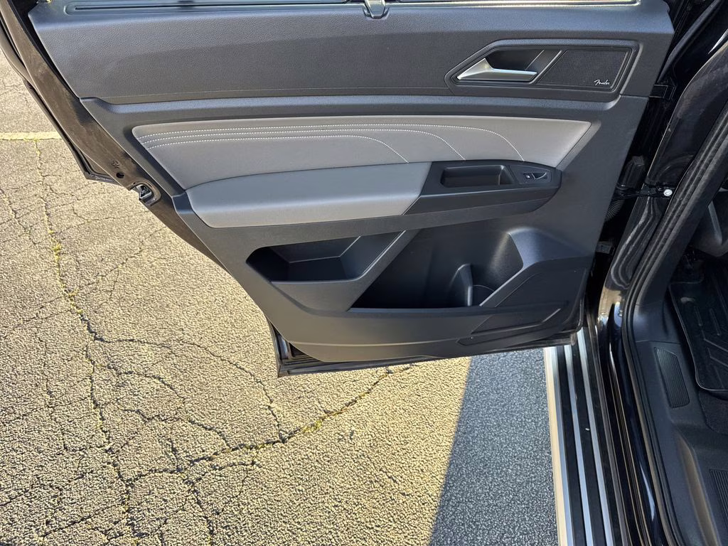 2022 Deep Black Pearl Volkswagen Atlas 3.6L V6 SEL Premium R-Line AWD SUV