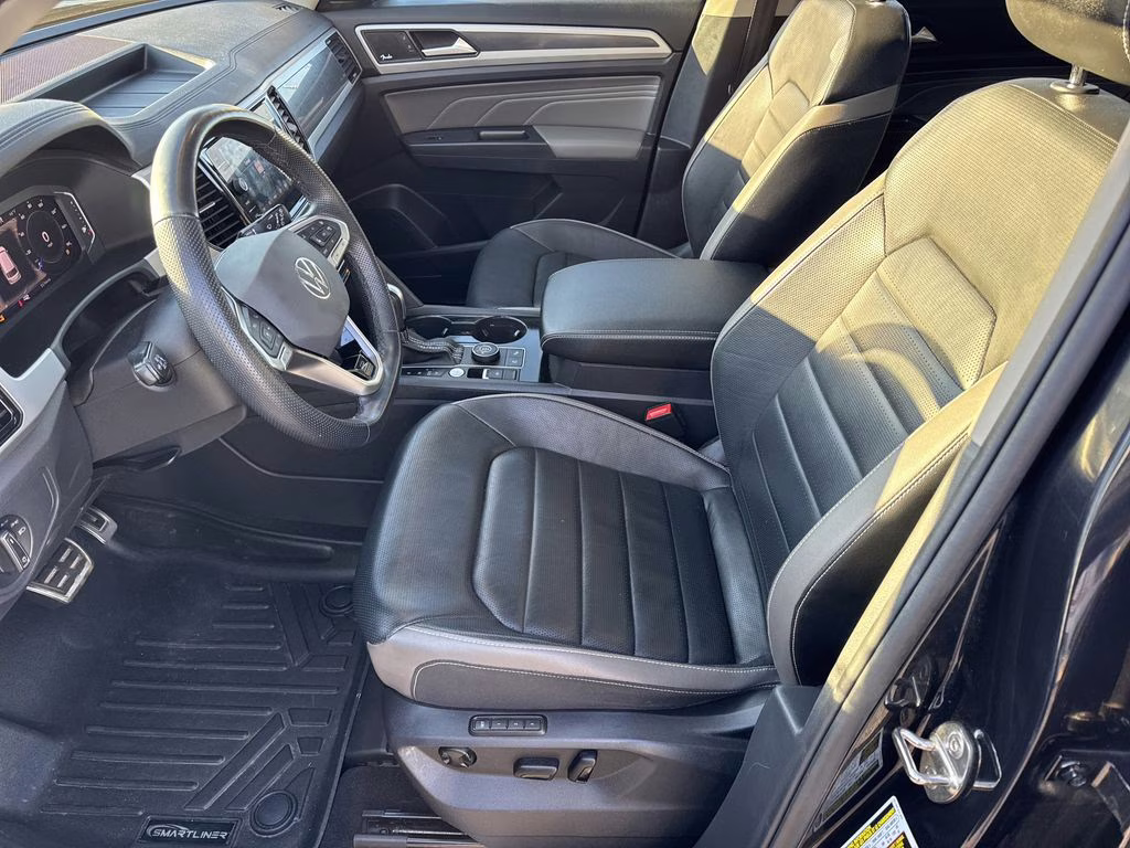 2022 Deep Black Pearl Volkswagen Atlas 3.6L V6 SEL Premium R-Line AWD SUV