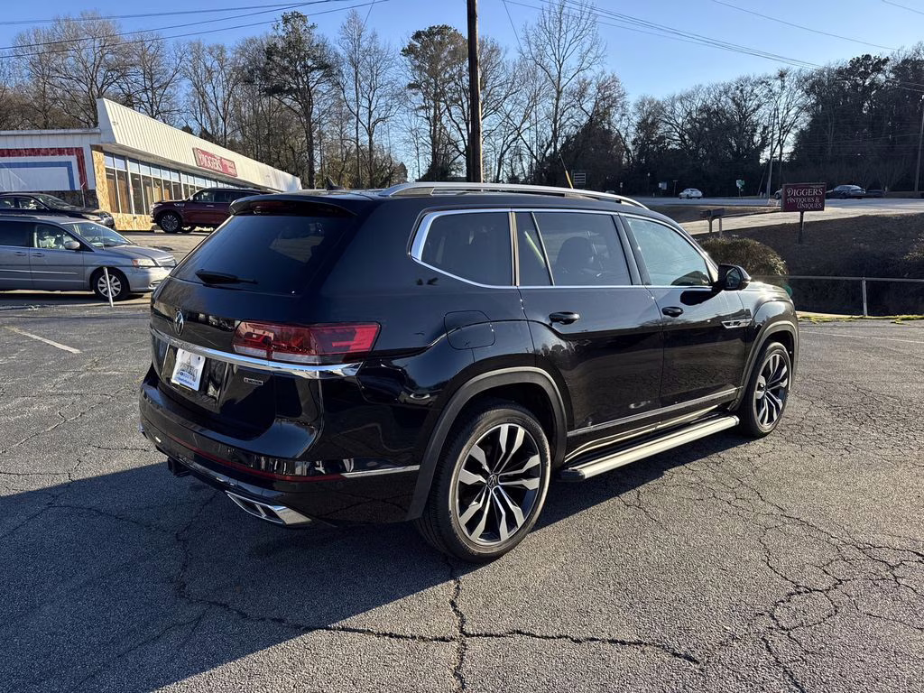 2022 Deep Black Pearl Volkswagen Atlas 3.6L V6 SEL Premium R-Line AWD SUV