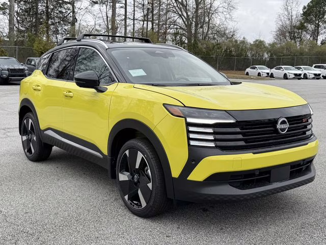 2026 Yuzu Yellow/Super Black Nissan Kicks SR FWD SUV