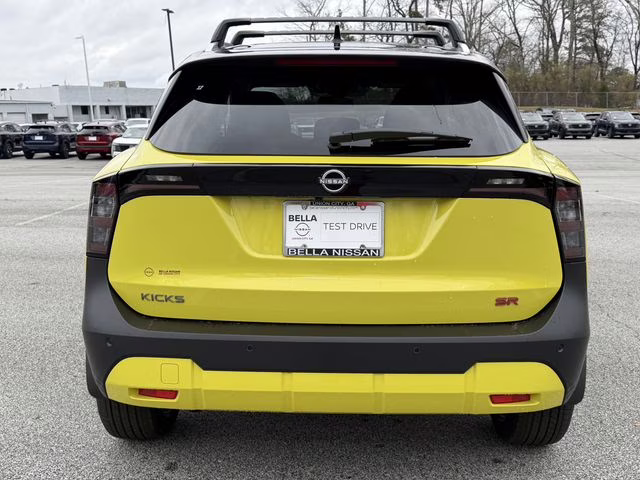 2026 Yuzu Yellow/Super Black Nissan Kicks SR FWD SUV