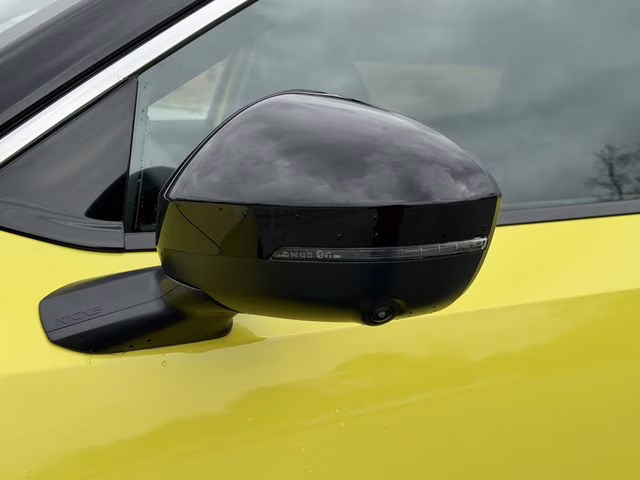 2026 Yuzu Yellow/Super Black Nissan Kicks SR FWD SUV