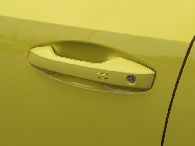 2026 Yuzu Yellow/Super Black Nissan Kicks SR FWD SUV