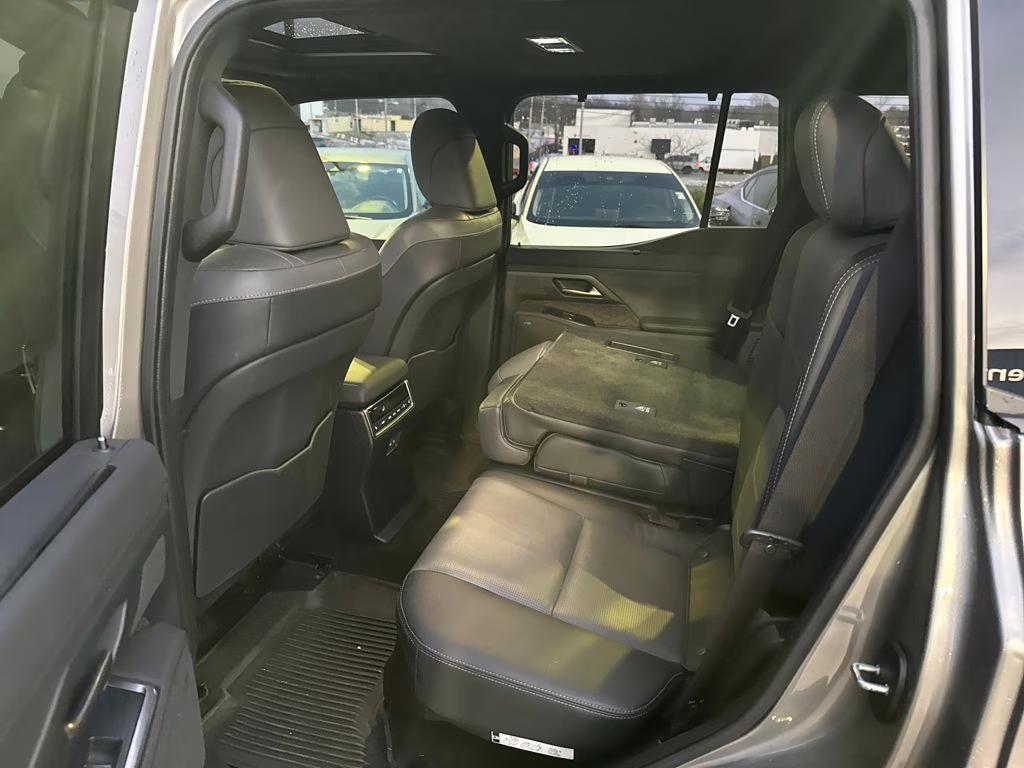 2024 Atomic Silver Lexus GX 550 Luxury 4X4 SUV