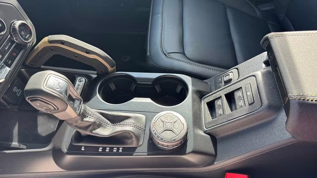 2025 Oxford White Ford Bronco Badlands 4X4 SUV