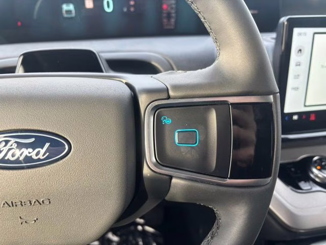 2026 Glacier Gray Metallic Tri-Coat Ford Expedition Max Active 4X4 SUV